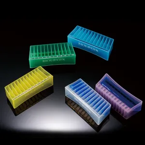 Biologix 25-1100 100Ml Capacity White Polystyrene Sterile Solution Basins.