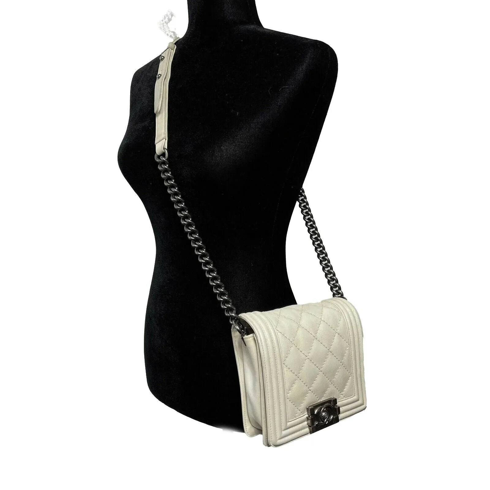 CHANEL - Calfskin Quilted Small Gentle Square Boy Flap - White Crossbody