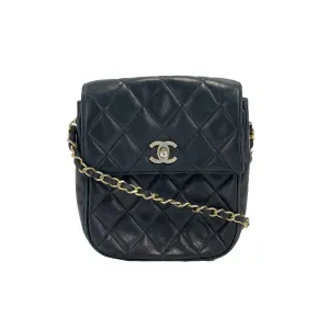 Chanel - CC Quilted Lambskin Flap Handbag VINTAGE 89 / 90 - Black Crossbody