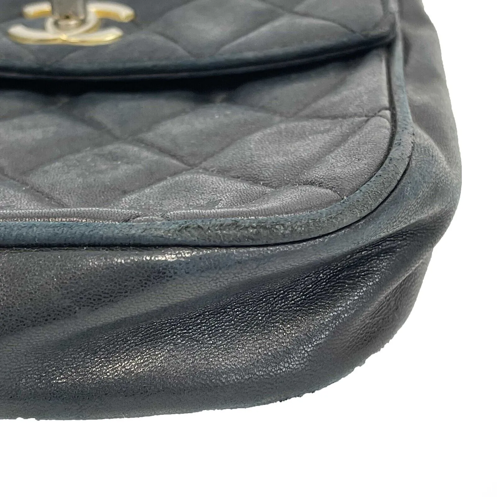 Chanel - CC Quilted Lambskin Flap Handbag VINTAGE 89 / 90 - Black Crossbody