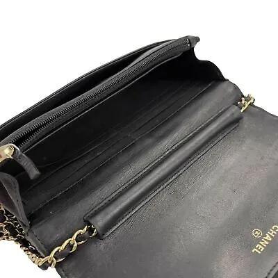 Chanel - Metiers d'Art 2017 Black Velvet and Pearl Crossbody Wallet on Chain