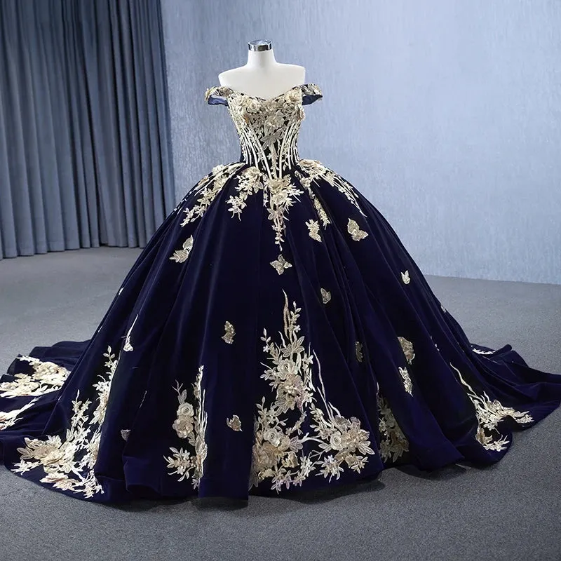 Classic Evening Dresses with Embroidery Sweetheart Off The Shoulder Ball Gown Prom Dresses