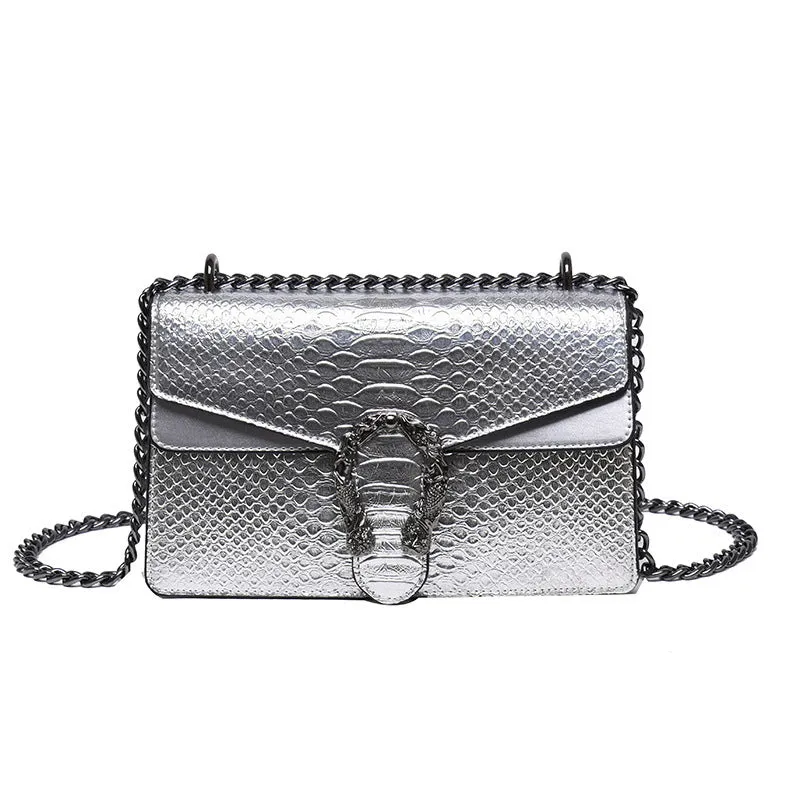 Cool Women's Retro Chain Trendy Niche Crossbody Bags