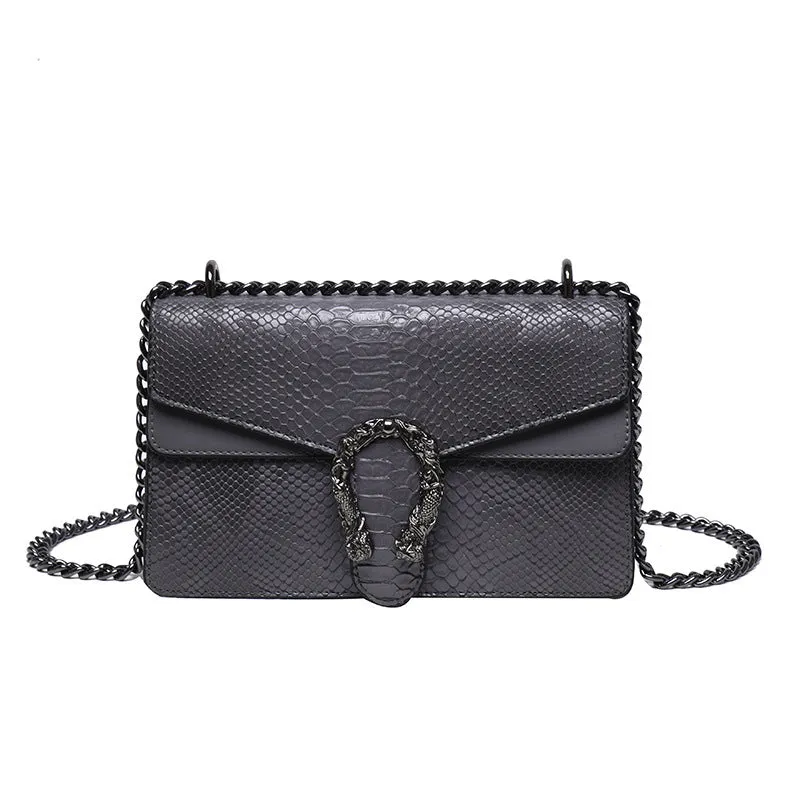 Cool Women's Retro Chain Trendy Niche Crossbody Bags