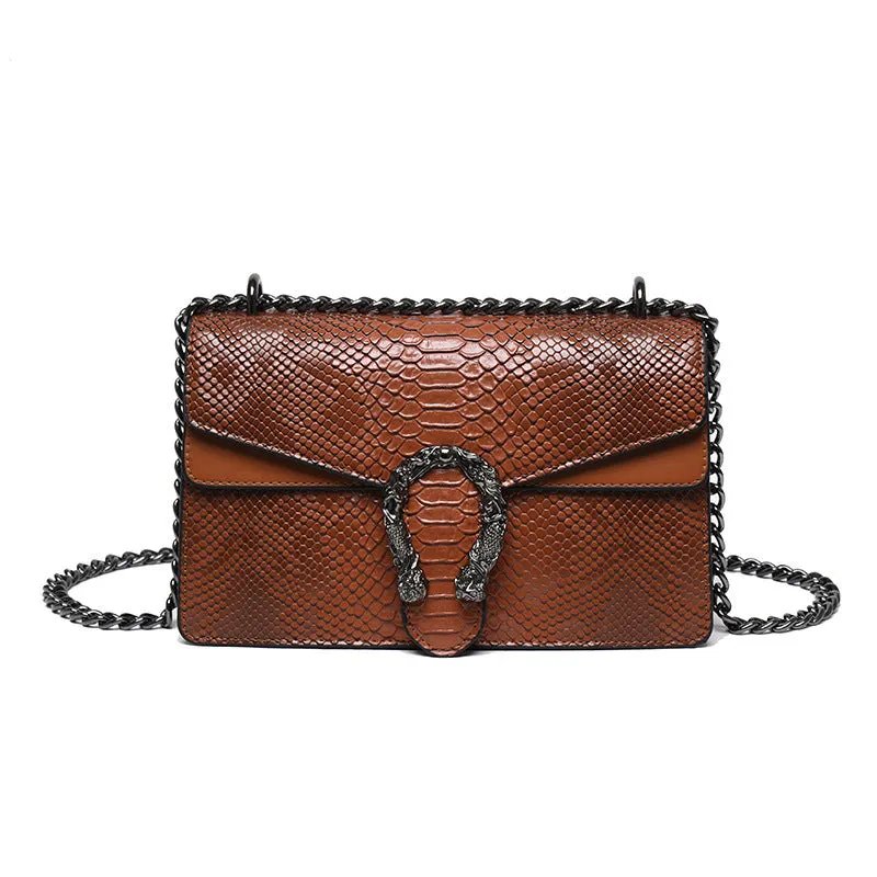 Cool Women's Retro Chain Trendy Niche Crossbody Bags