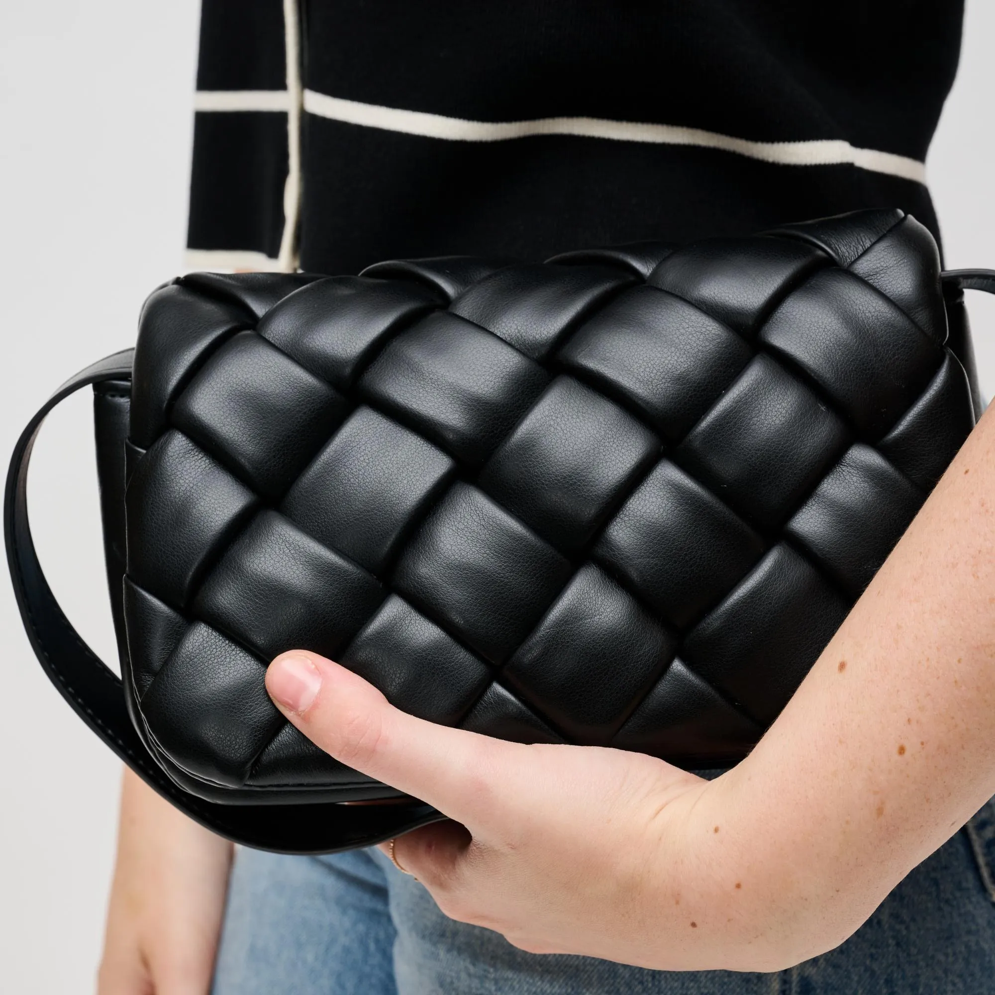 Daphne Crossbody