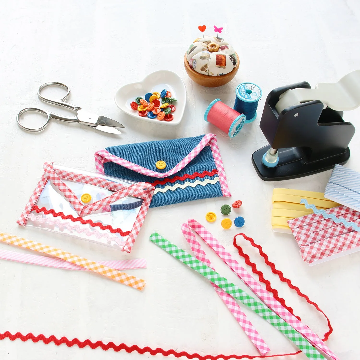 Double Fold Bias Tape 3/8" - Gray Gingham