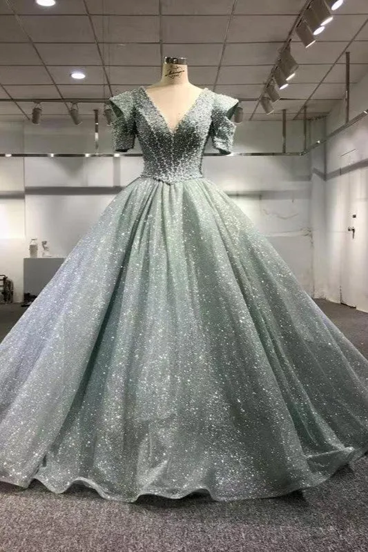 Elegant Evening Dresses Lace V-neck Sleeveless Quinceanera Dresses Ball Gown with Pearls