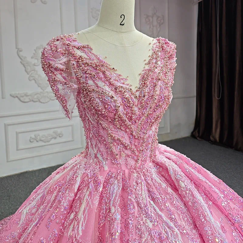 Exquisite Beading Quinceanera Dresses V-neck Short Sleeves Ball Gown