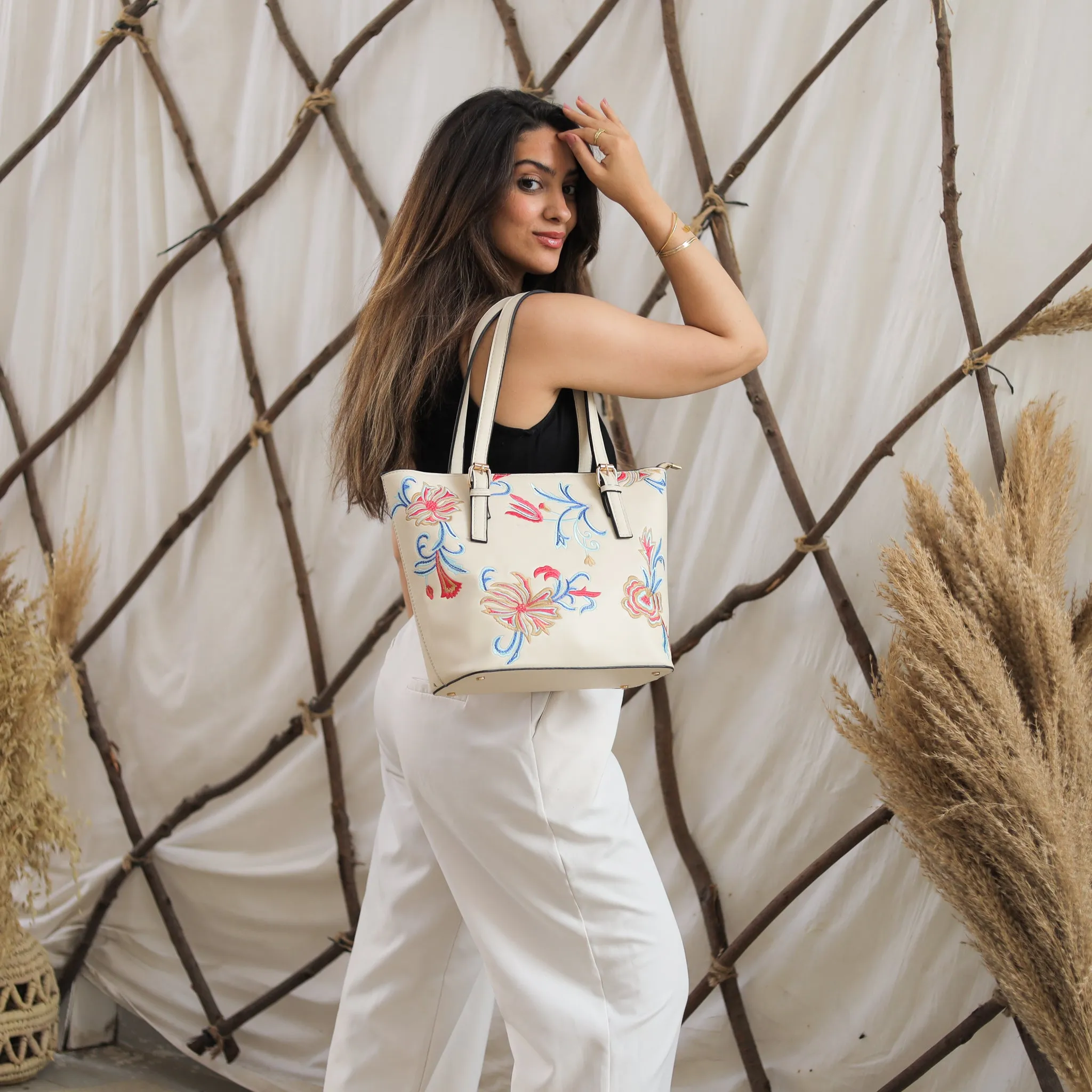 Floral Chic Beige