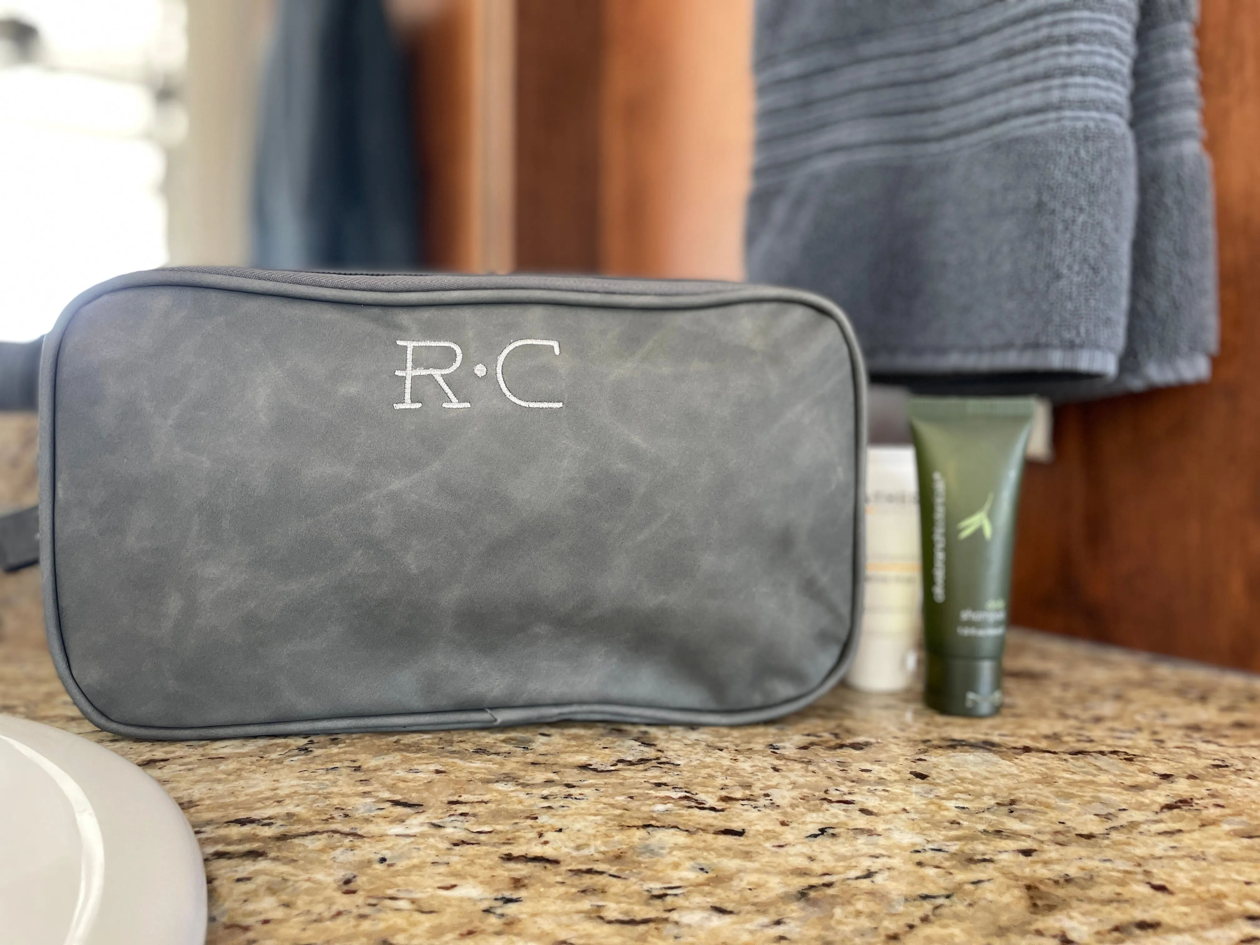 Gatlin Dopp Kit