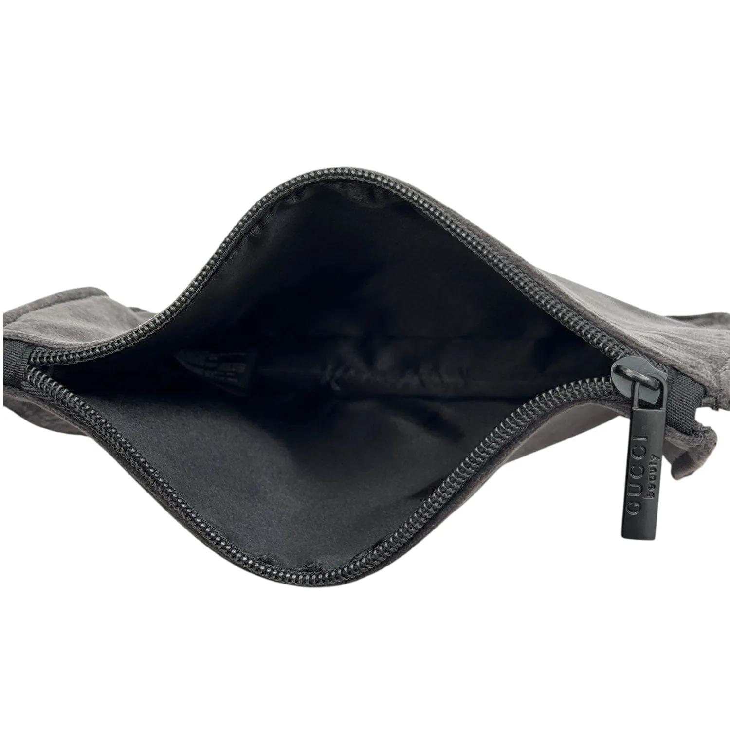 GUCCI Beauty VIP Gift Velvet Cosmetic Pouch - Grey New w/Out Tags