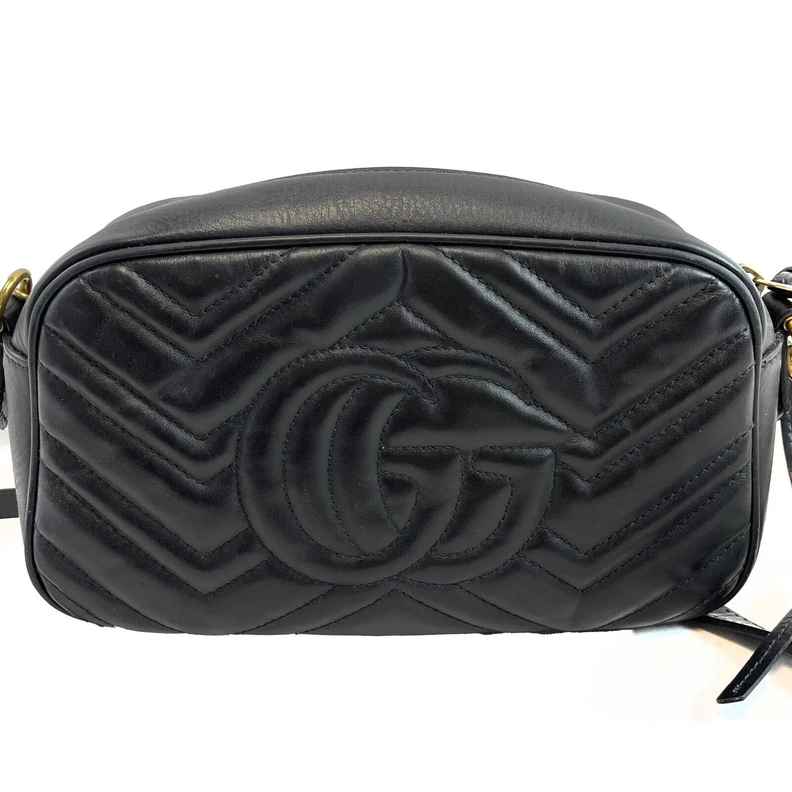 GUCCI Calfskin Matelasse Small GG Marmont Chain Crossbody