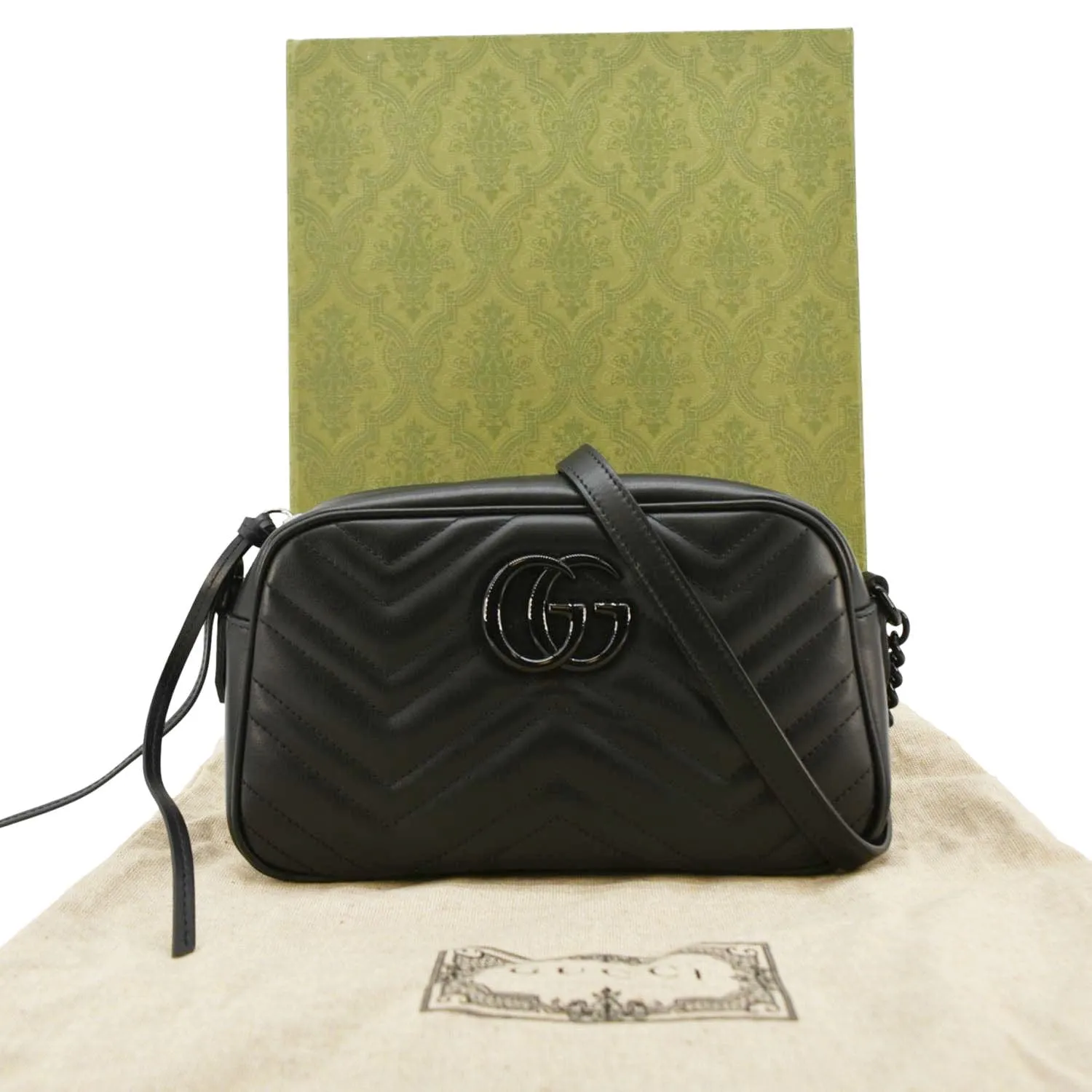 GUCCI GG Marmont Matelasse Chevron Leather Camera Crossbody Bag Black 447632
