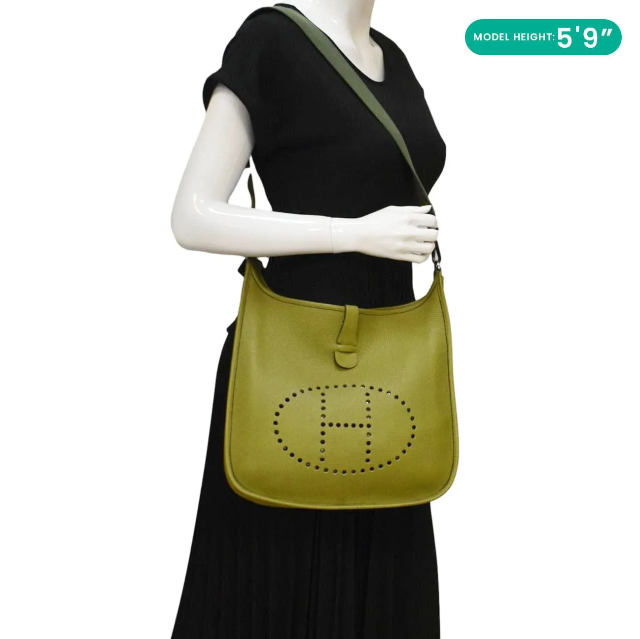 HERMES Evelyne Clemence PM Leather Crossbody Bag Lime