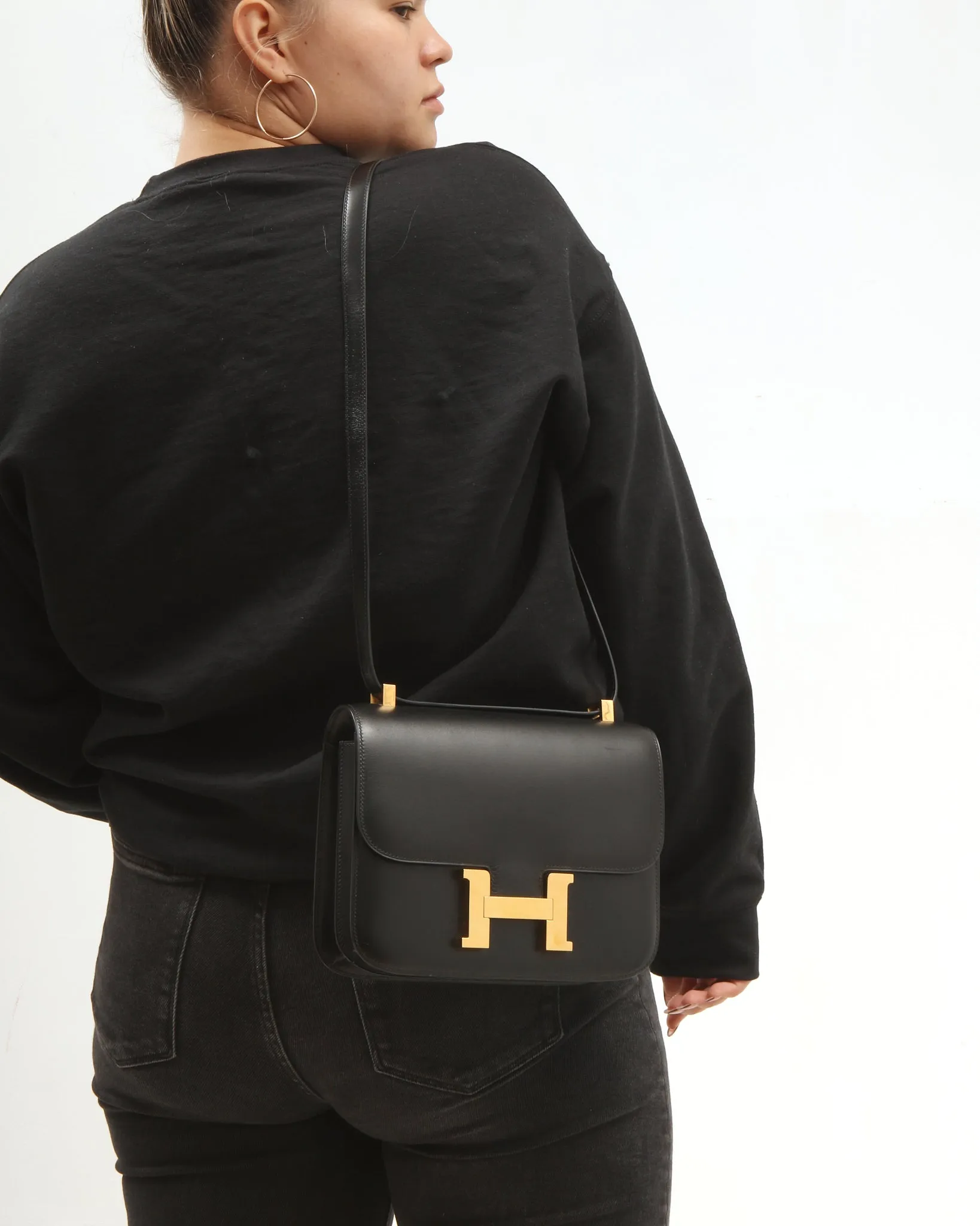 Hermès Black Box Leather Constance 23 Bag