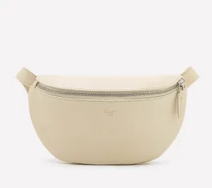 Hip bag in nappa off white