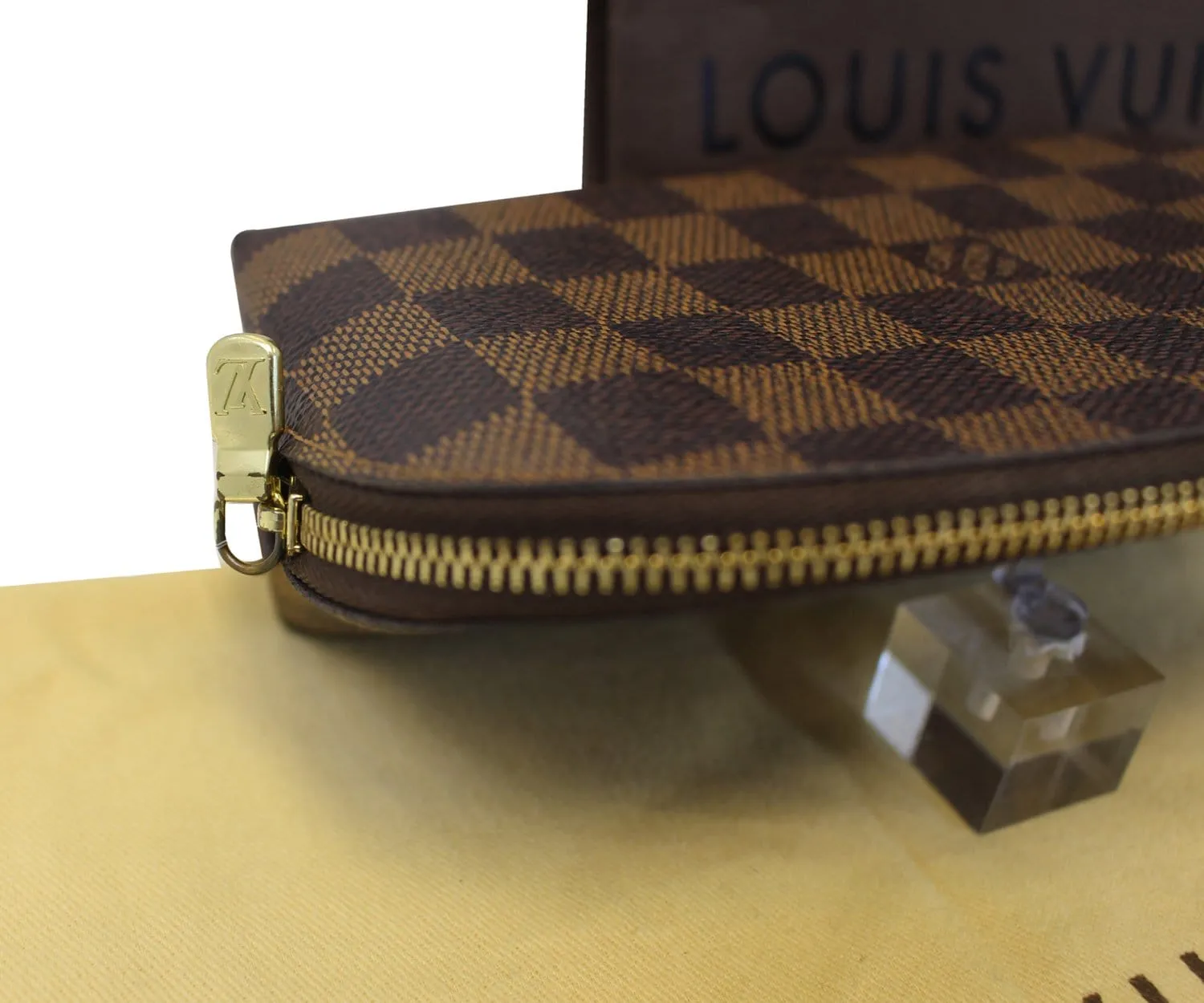 LOUIS VUITTON Damier Ebene Pochette Cosmetic Pouch