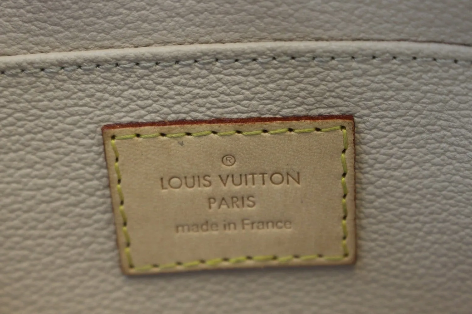 LOUIS VUITTON Monogram Canvas Cosmetic Pouch GM