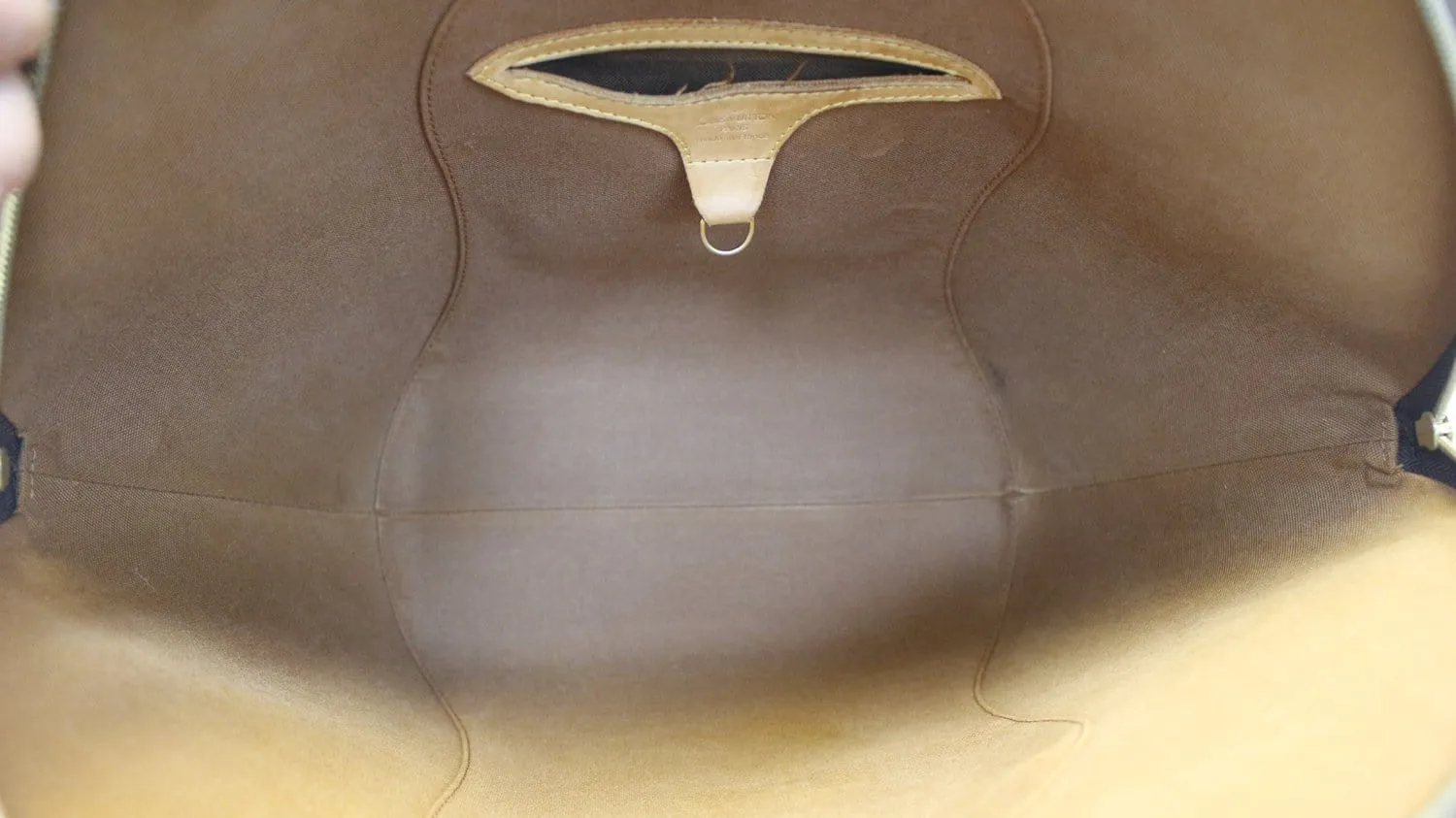LOUIS VUITTON Monogram Canvas Ellipse GM Bag