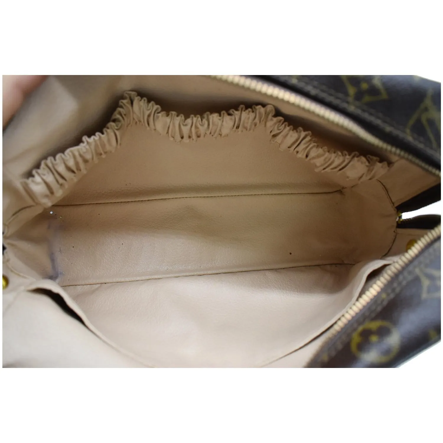 LOUIS VUITTON Trousse Toiletry 28 Monogram Canvas Cosmetic Bag Brown