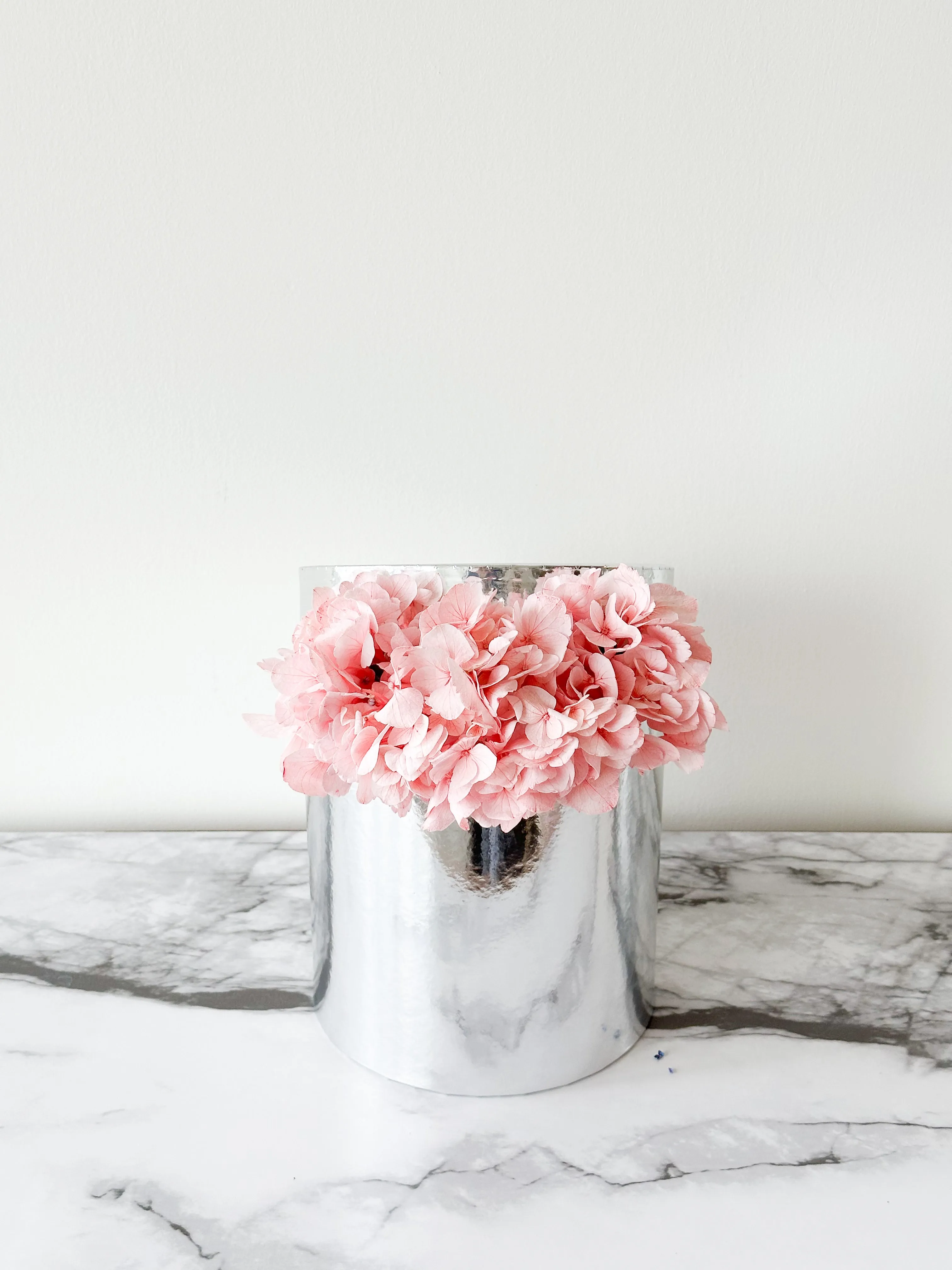 Neon Silver Flower Box