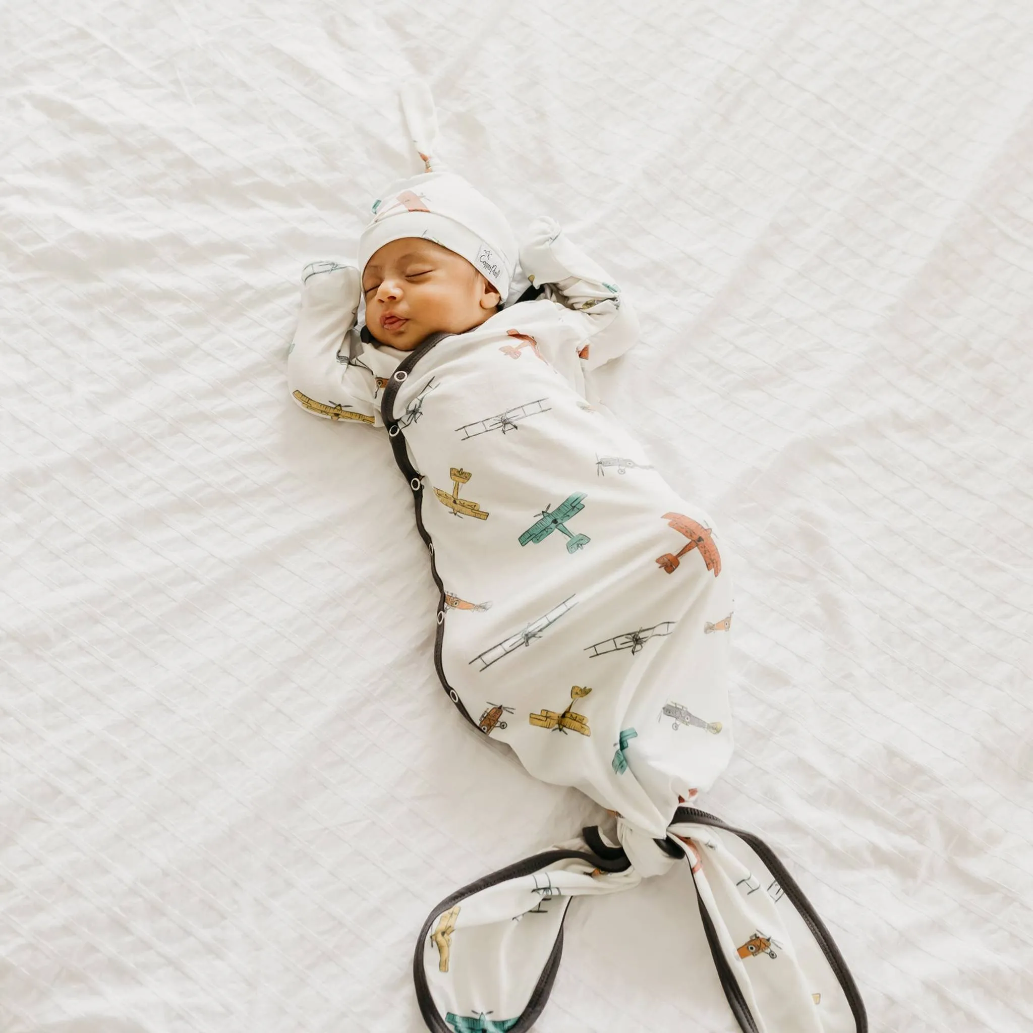 Newborn Knotted Gown - Ace