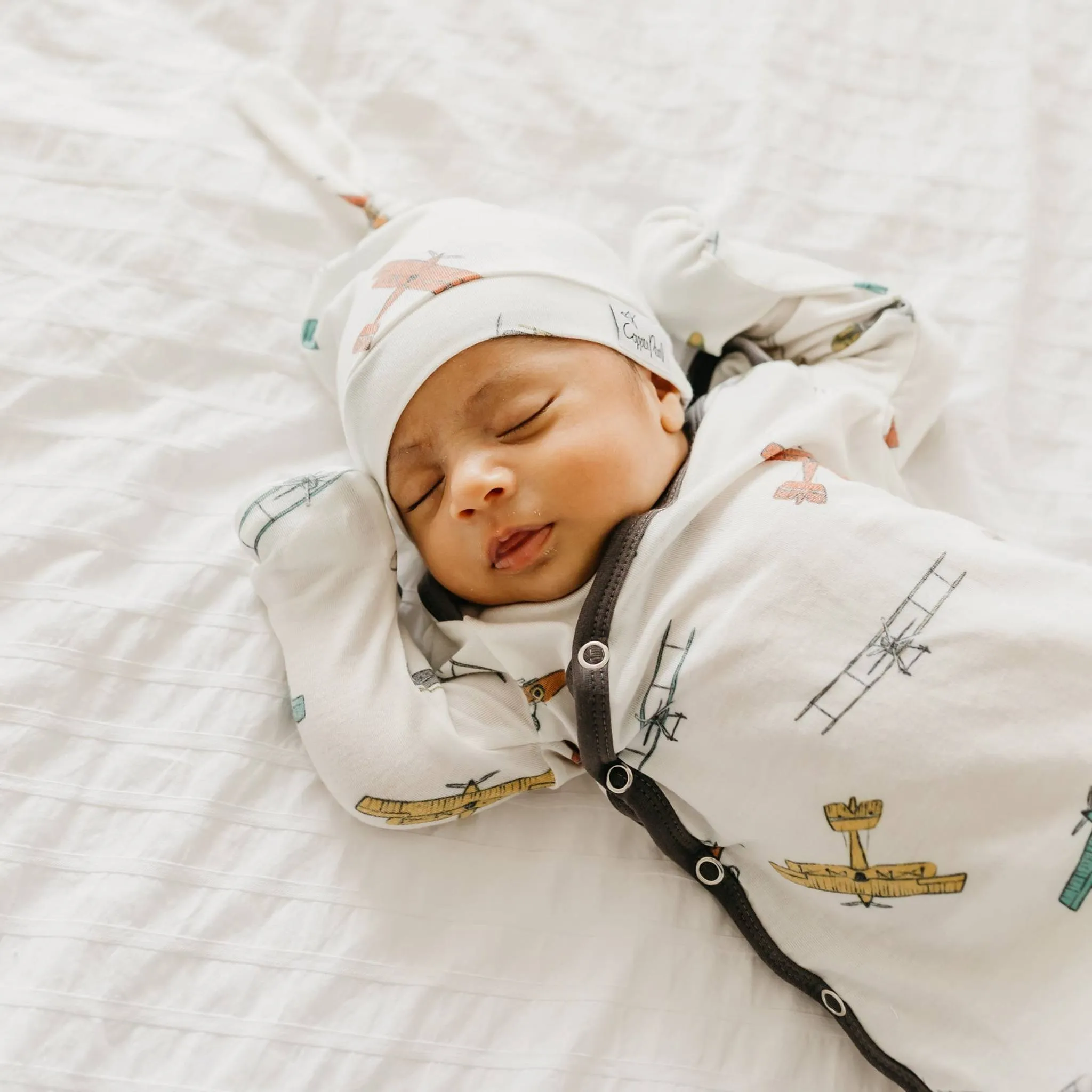 Newborn Knotted Gown - Ace