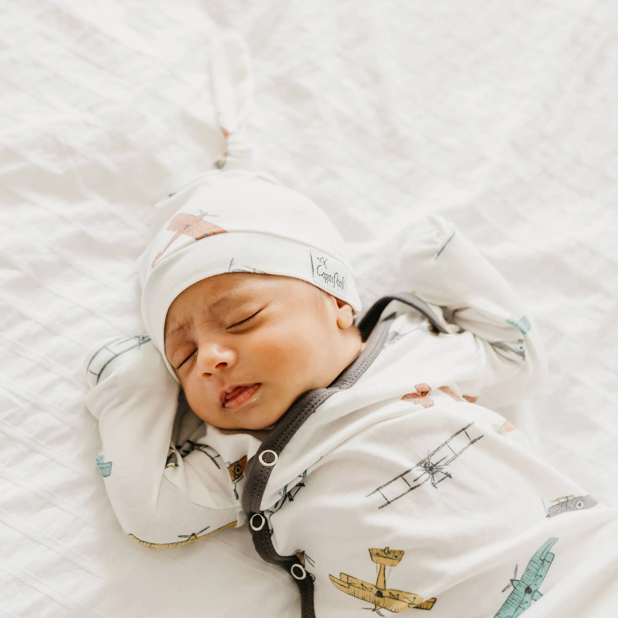 Newborn Knotted Gown - Ace
