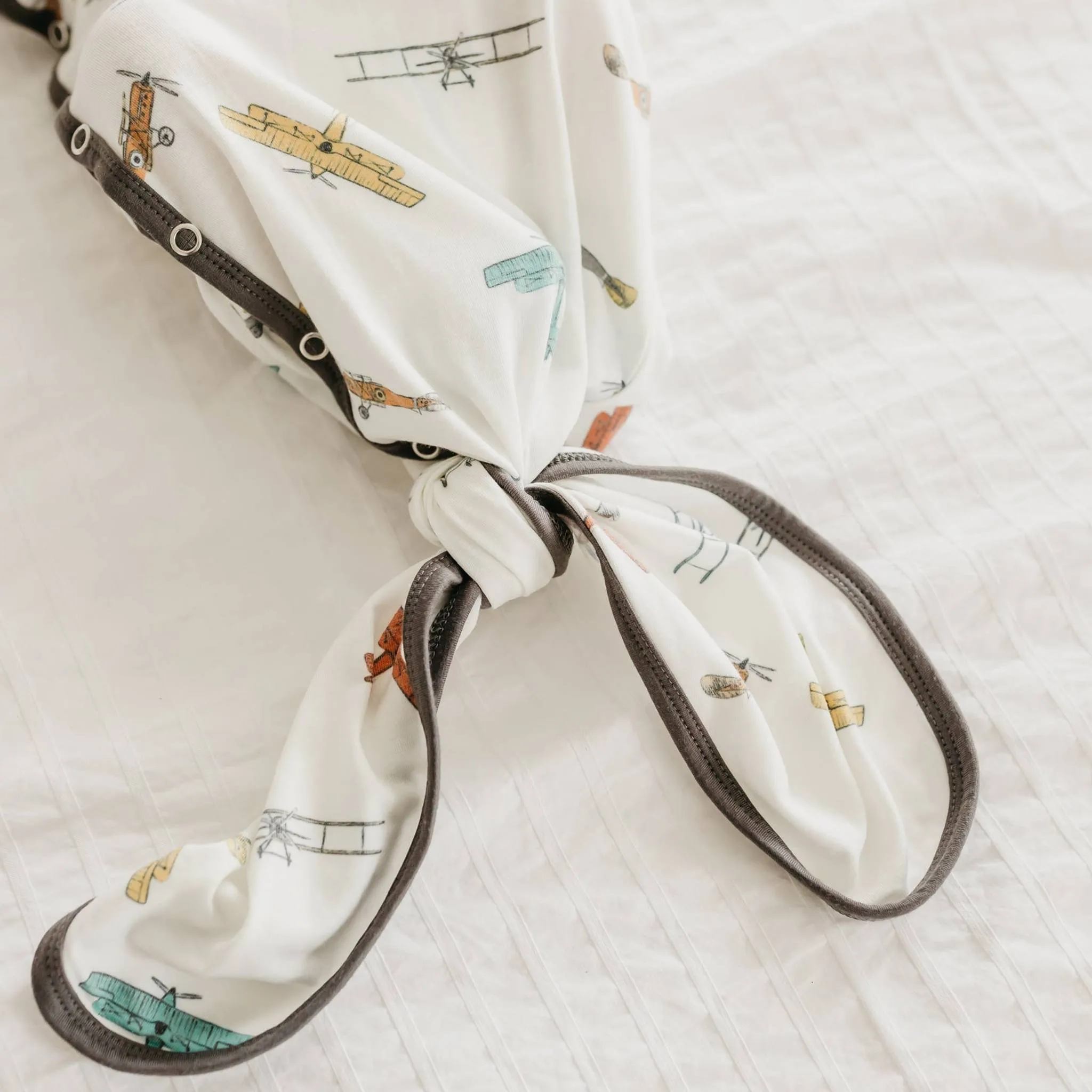 Newborn Knotted Gown - Ace