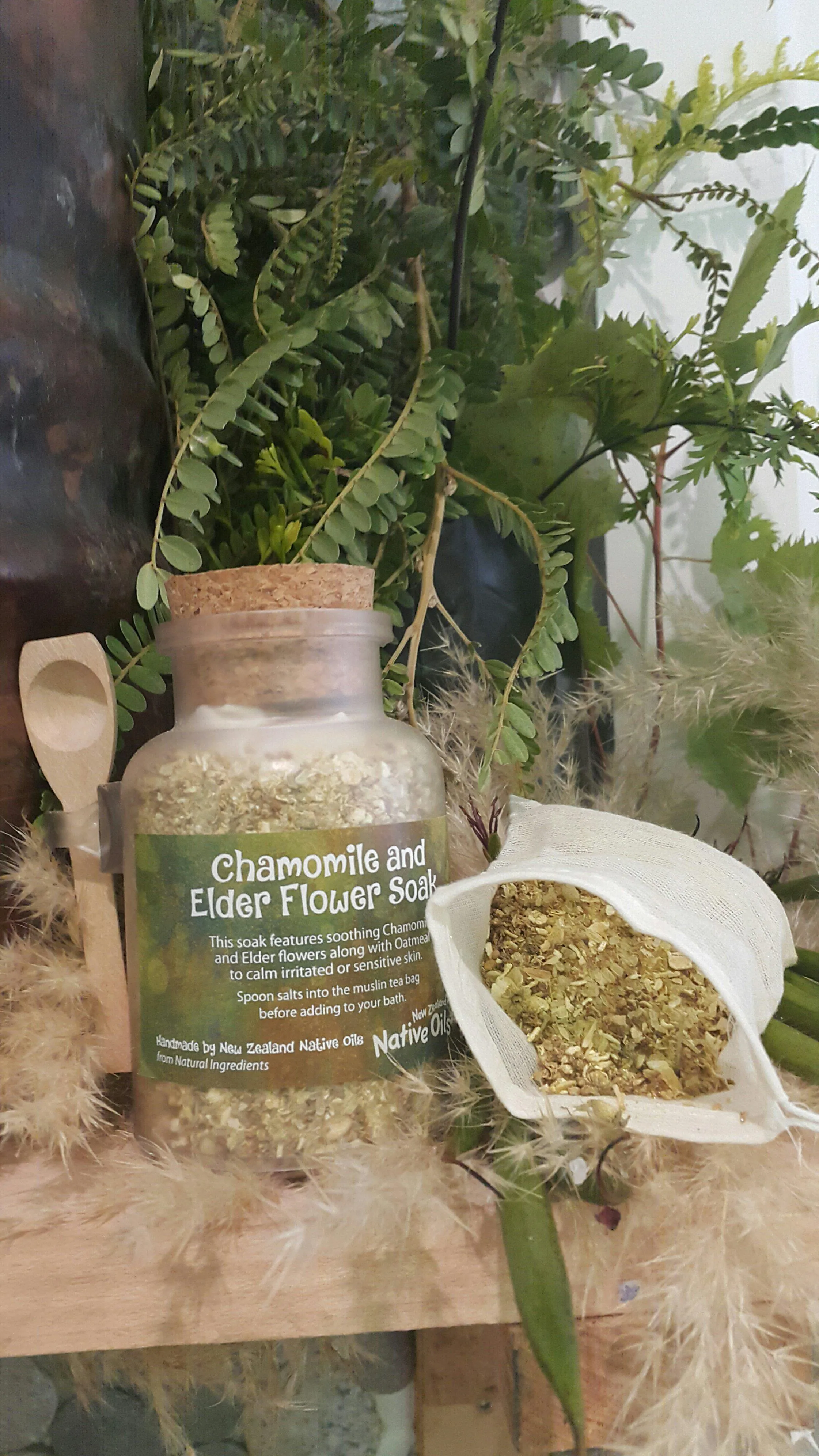 Organic Chamomile and Elder Flower Bath Soak 200g