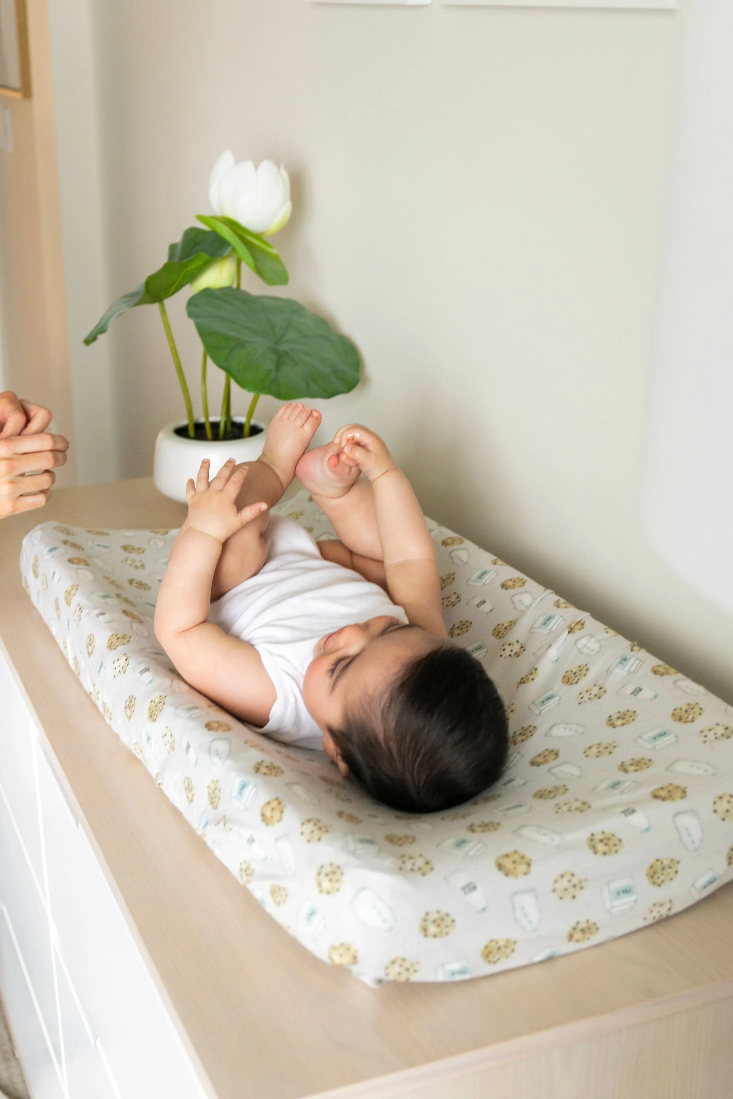 Premium Knit Diaper Changing Pad Cover - Chip