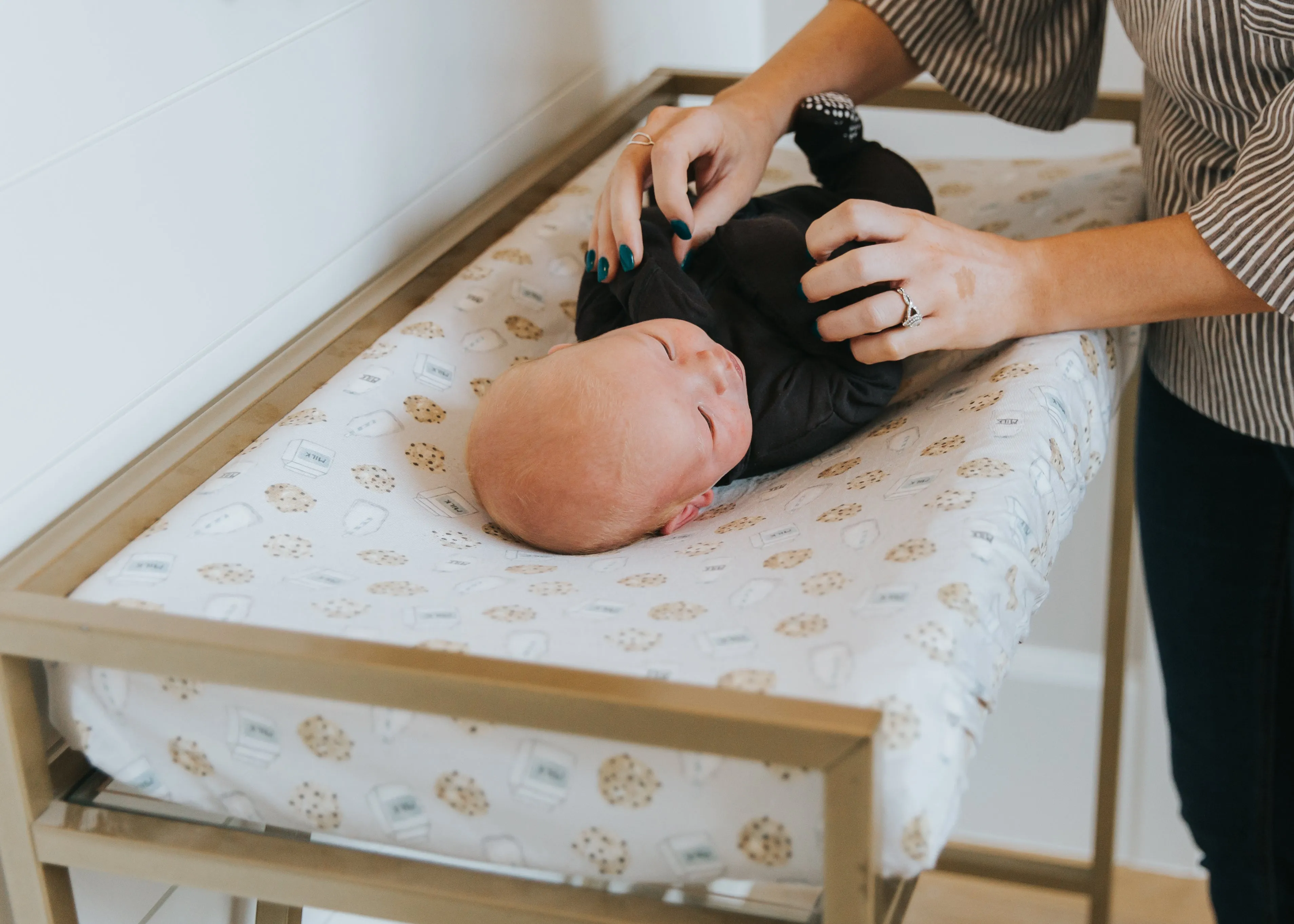 Premium Knit Diaper Changing Pad Cover - Chip
