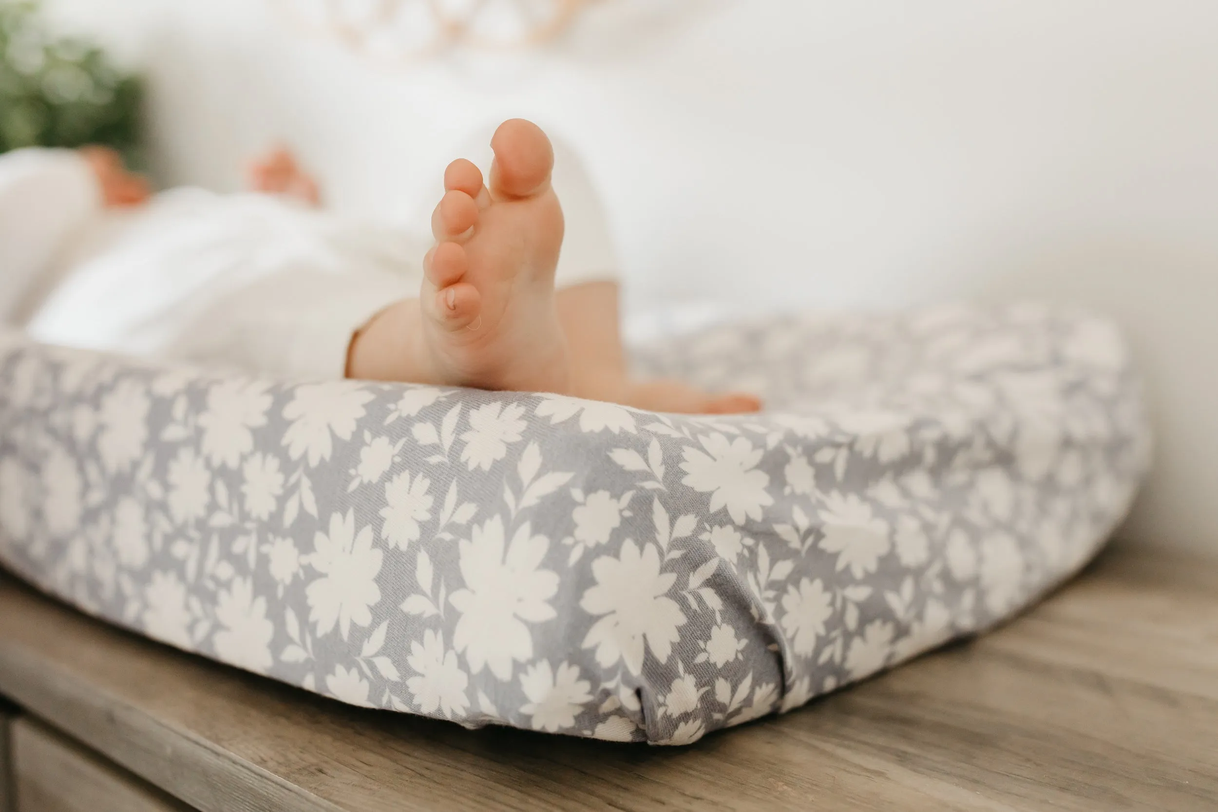 Premium Knit Diaper Changing Pad Cover - Lacie