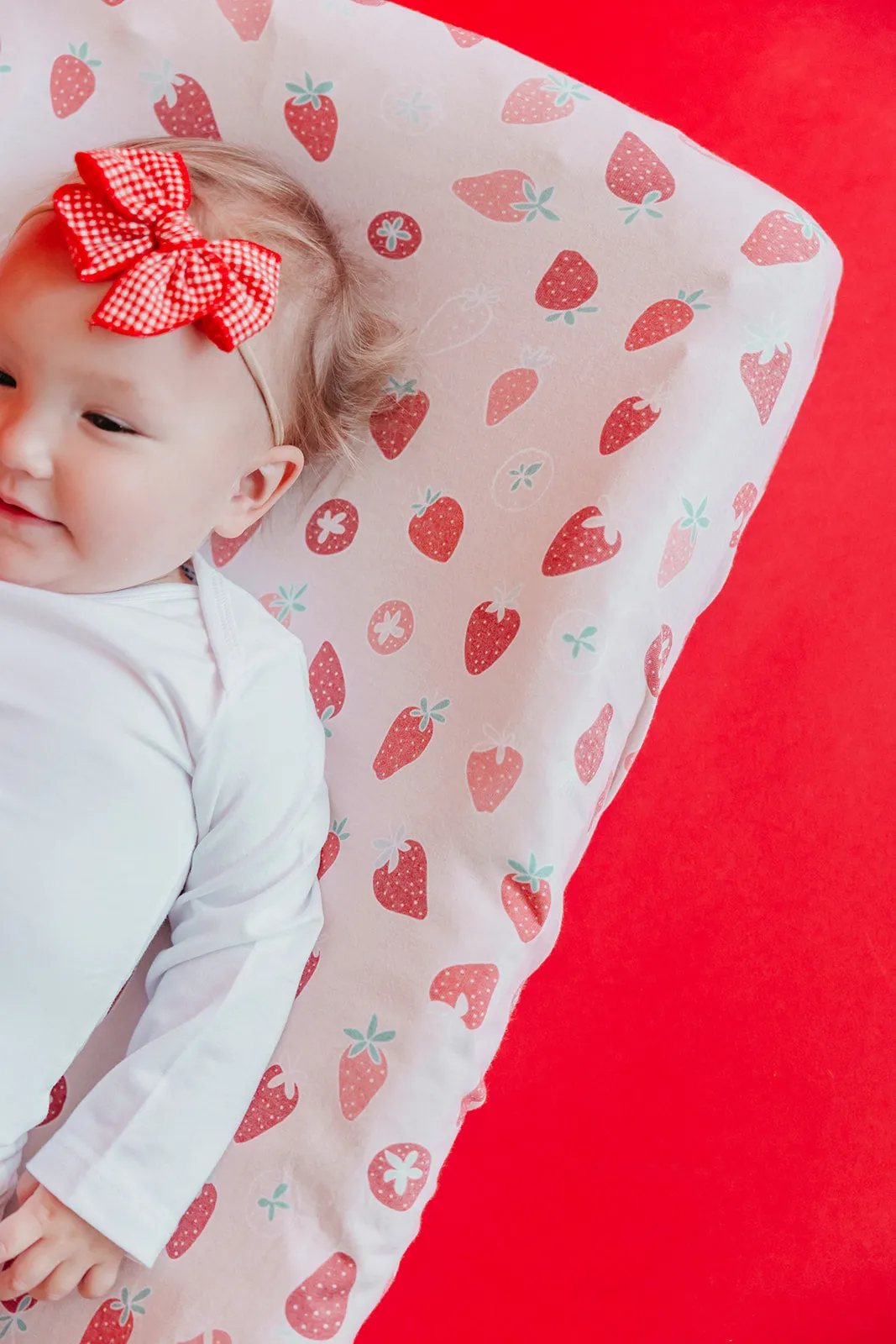 Premium Knit Diaper Changing Pad Cover - Strawberry