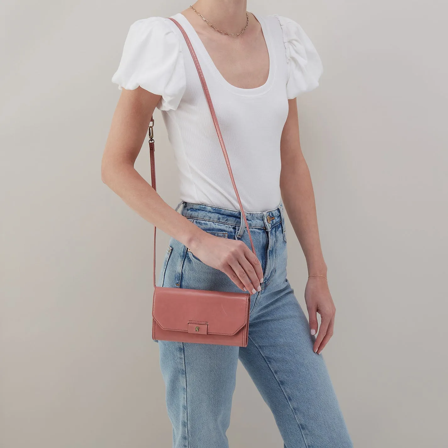 Romy Wallet Crossbody In Polished Leather - Rose