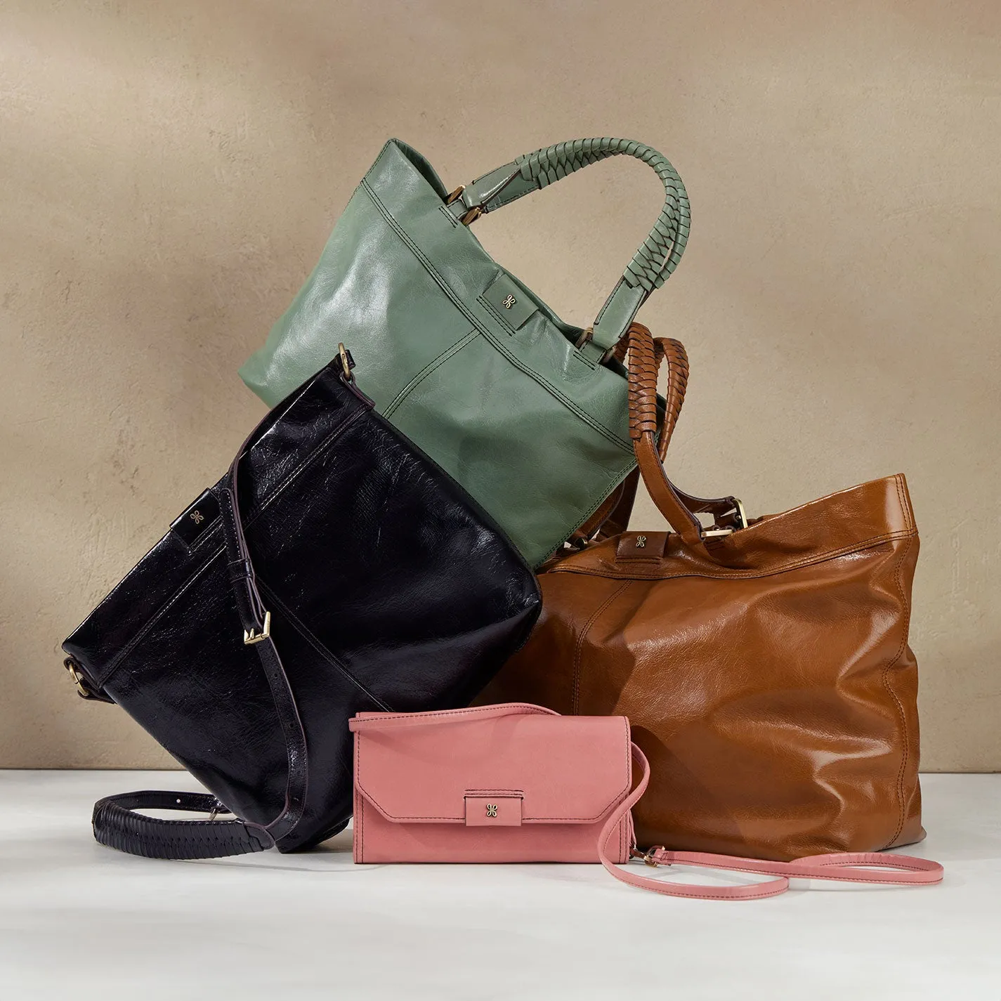 Romy Wallet Crossbody In Polished Leather - Rose