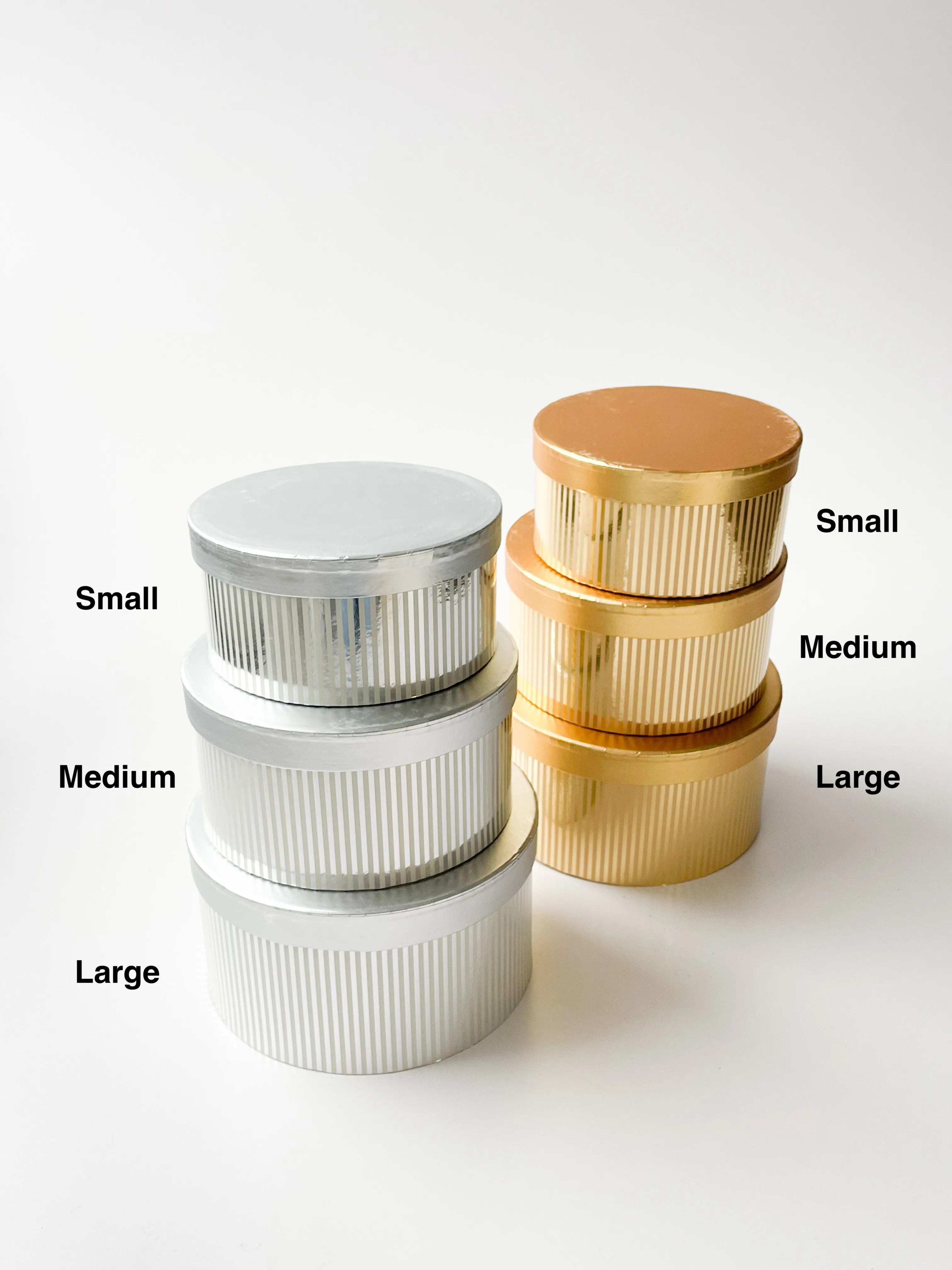 Round Planter Flower Box With Vertical Lines