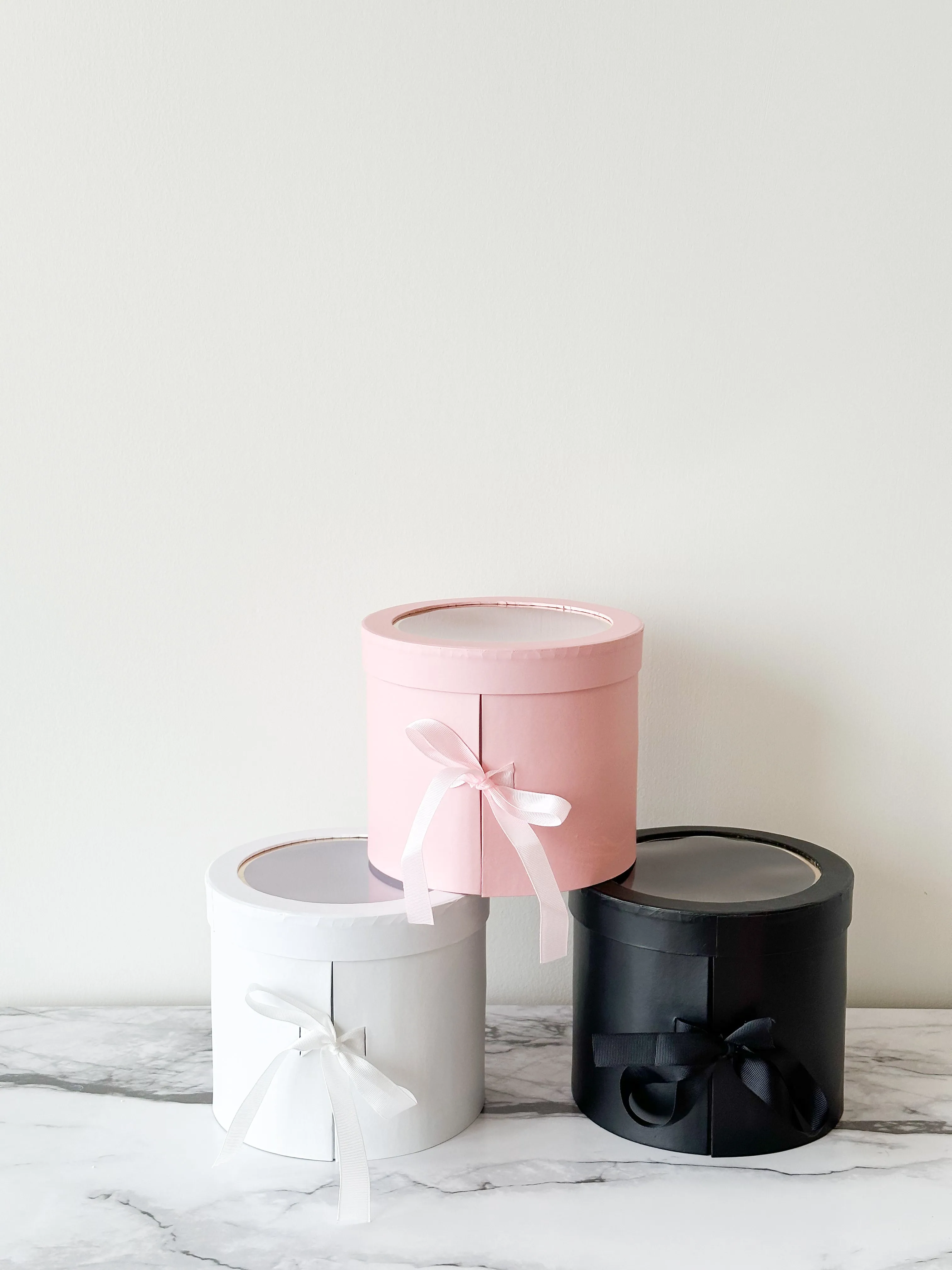 Round two-drawer Flower/Gift Box with Clear Lid
