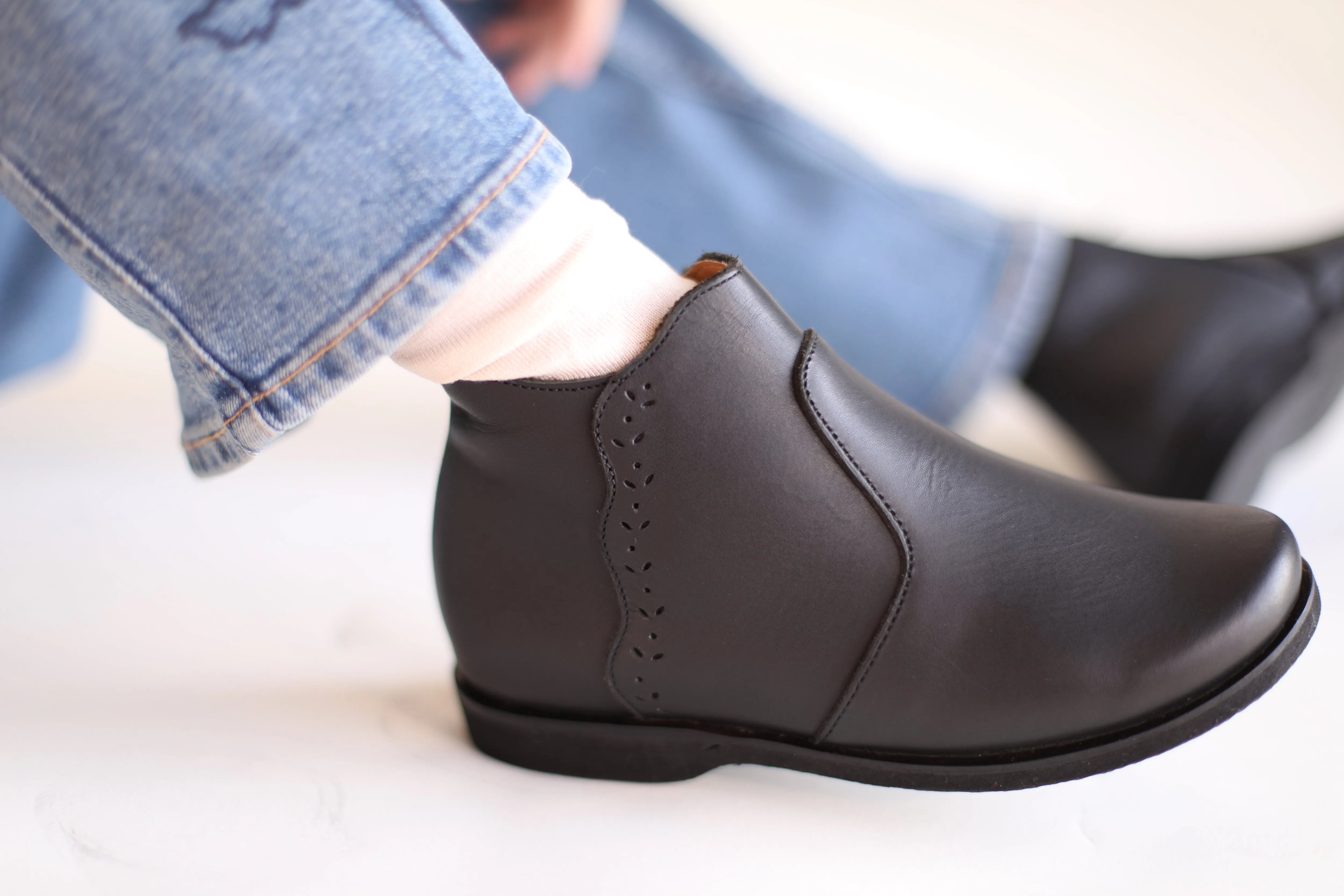 SECONDS Black Ophelia {Children's Leather Boots}
