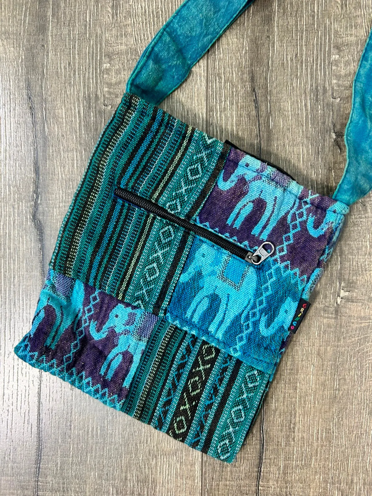 Small Elephant Patch Shoulder Bag