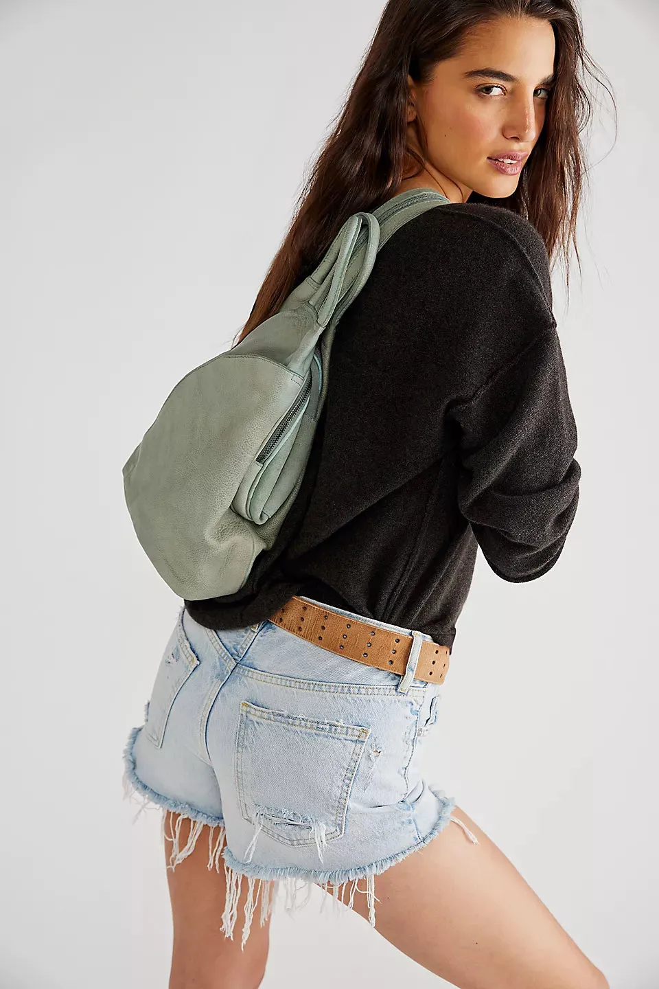SOHO CONVERTIBLE SLING BAG-WASHED ARMY