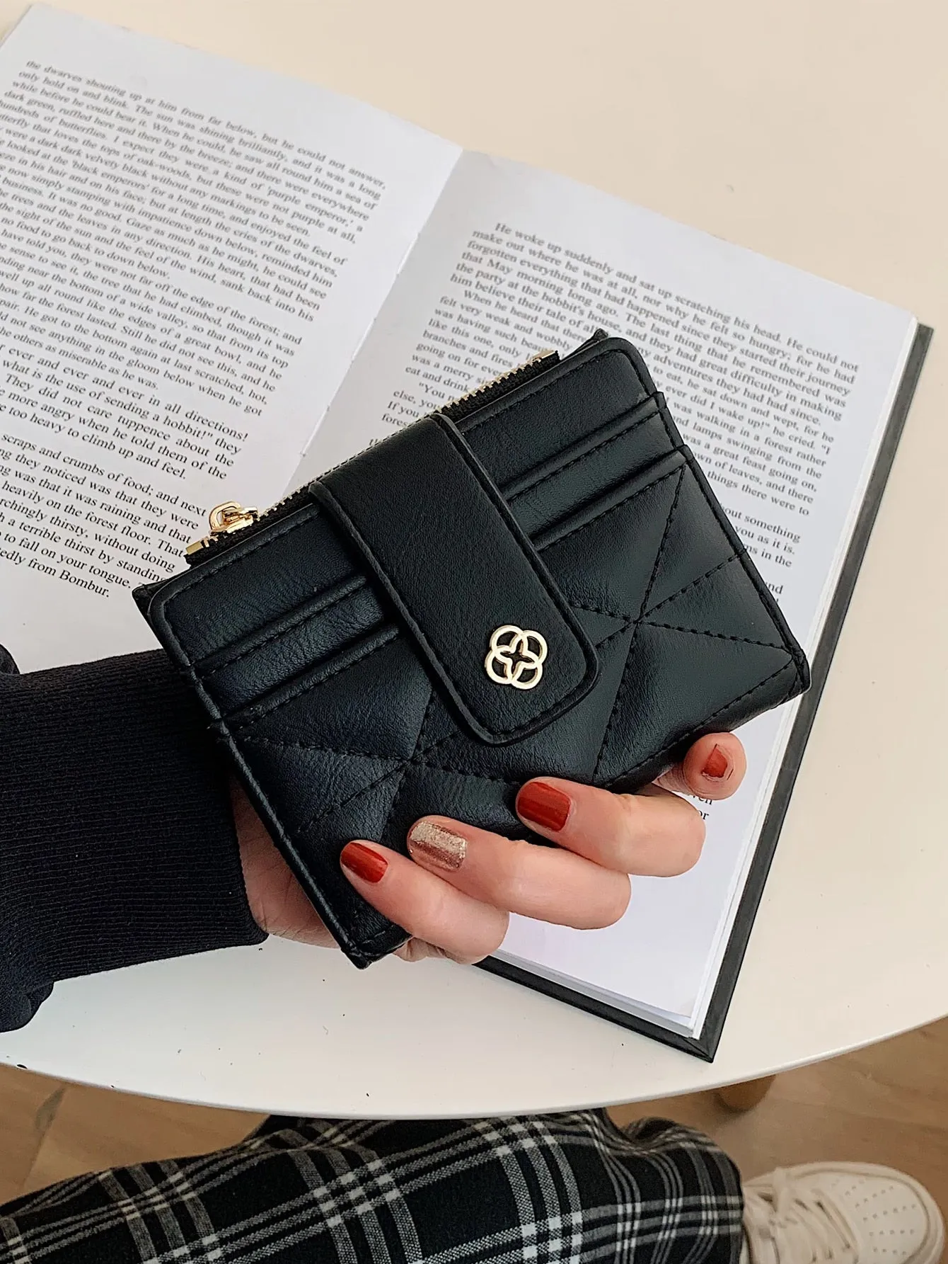 Stitch & Metal Detail Small Wallet - Black