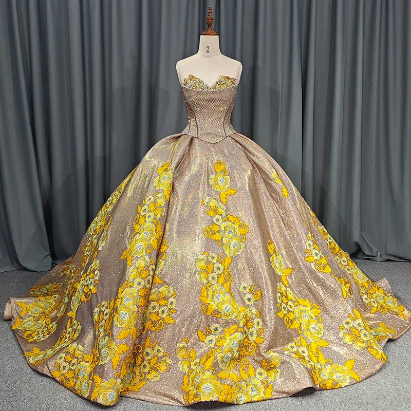 Stunning Prom Dresses Embroidery Strapless Quinceanera Dresses Ball Gown