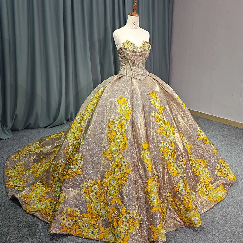 Stunning Prom Dresses Embroidery Strapless Quinceanera Dresses Ball Gown