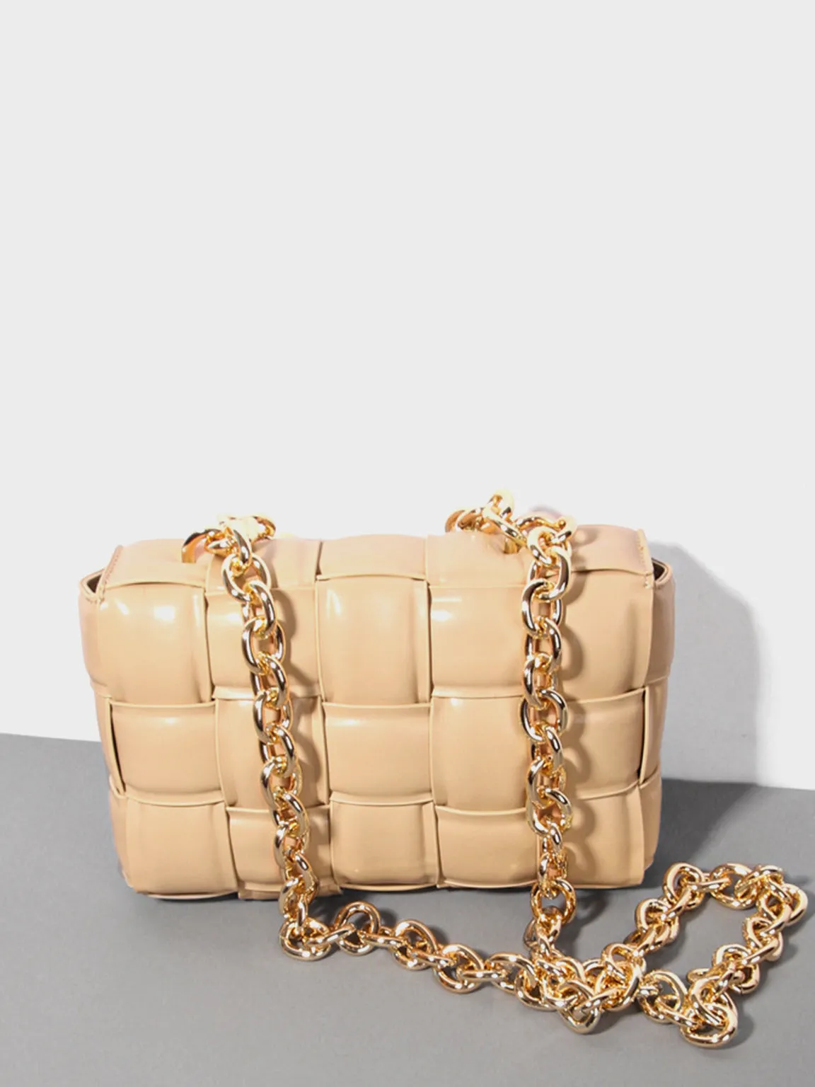 Women's Padded Bag Cassette Leather Shoulder Bag Gold Chain Woven Square Crossbody Bag